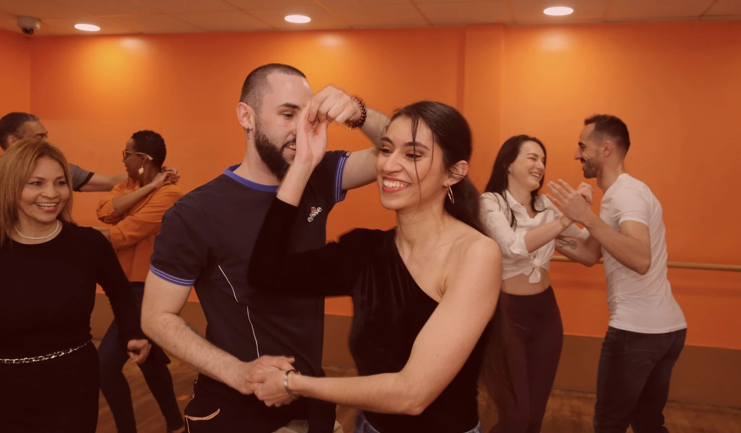salsa-ecole-danses-latines-tropicales_